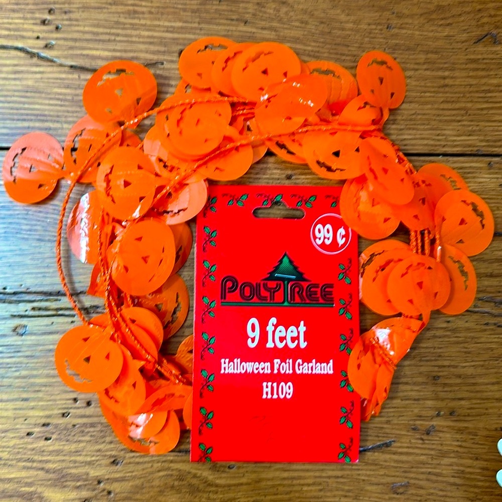 Vintage Halloween Foil Garland Lot of Three pumpkins ghosts spiders NWT - Picture 2 of 5